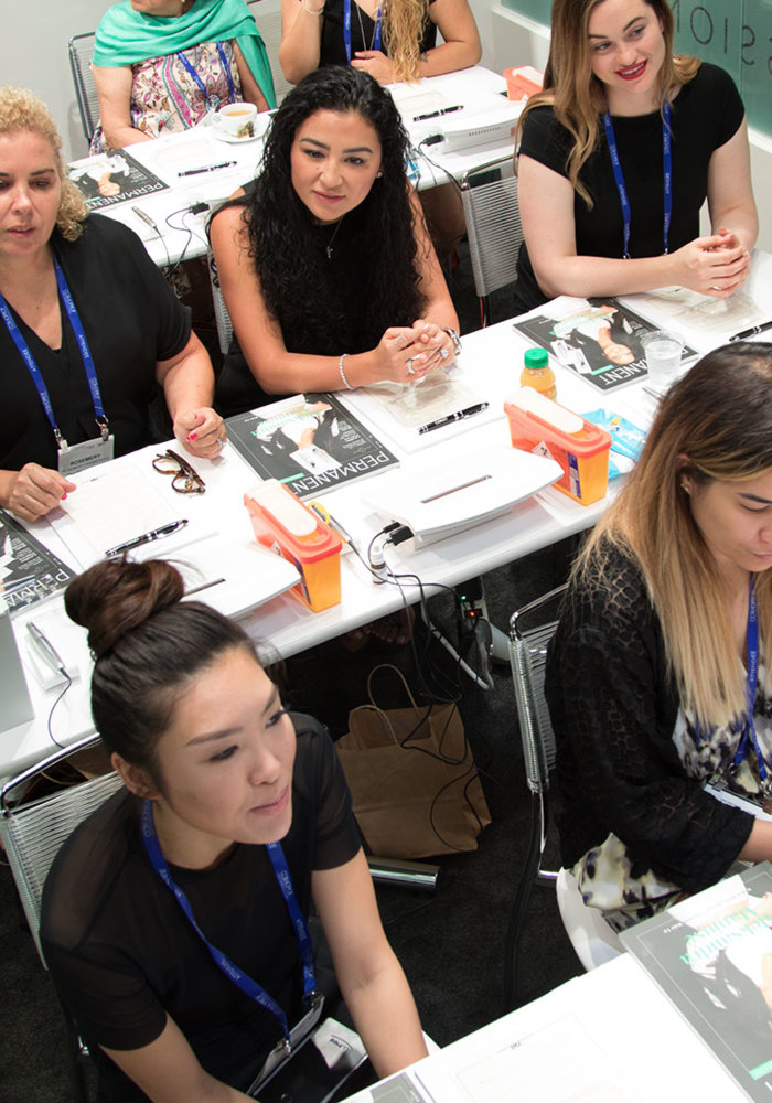 amiea-academy-kurse Bild von Frauen bei einem amiea-Academy Kurs